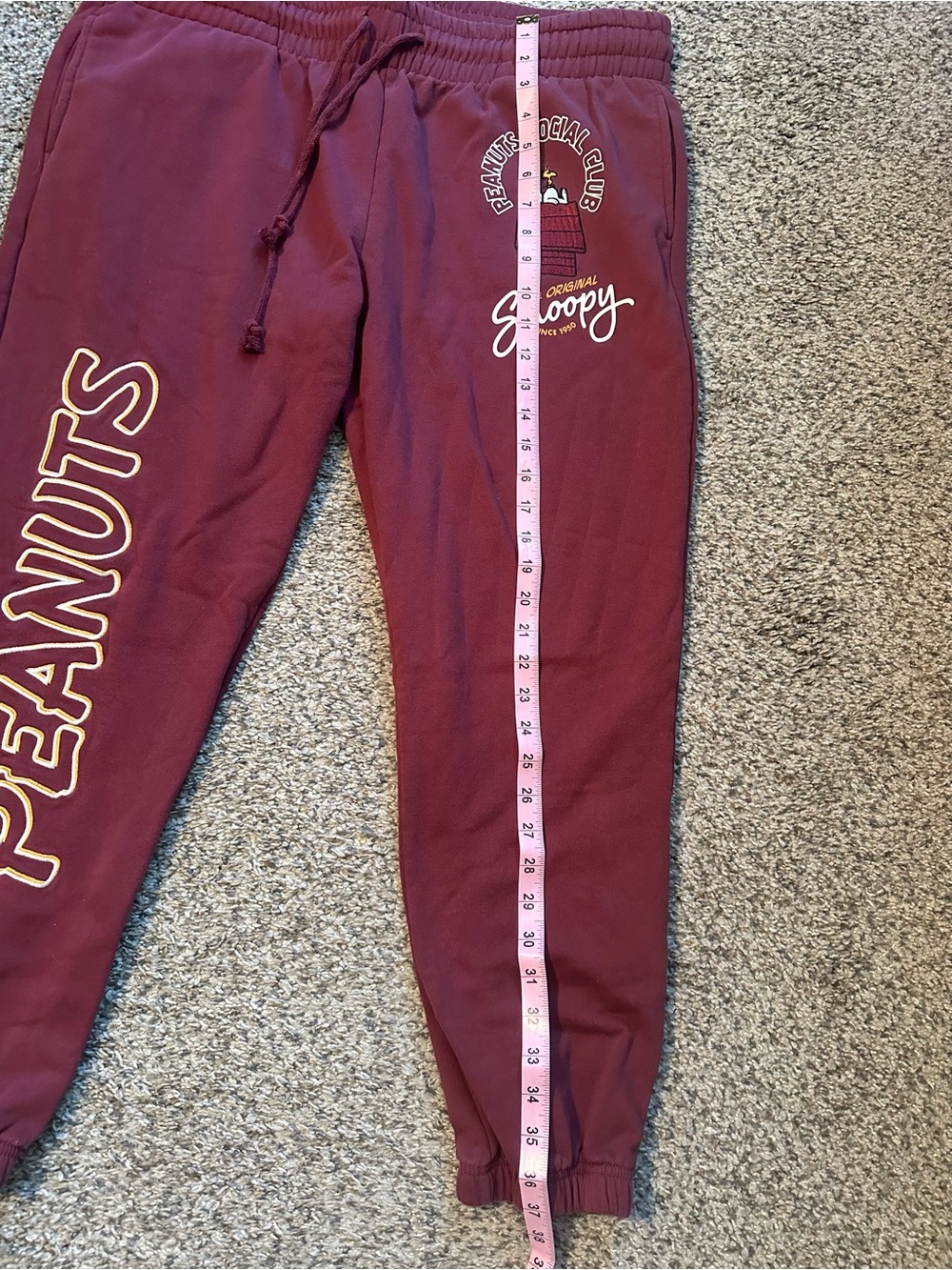 Peanuts x Snoopy women’s XL (16/18) Maroon Jogger Sweatpants - Picture 3 of 5